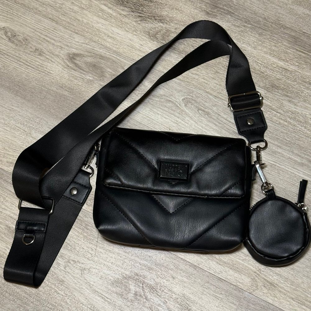 NWOT Madden NYC Crossbody Mini‎ with coin purse
